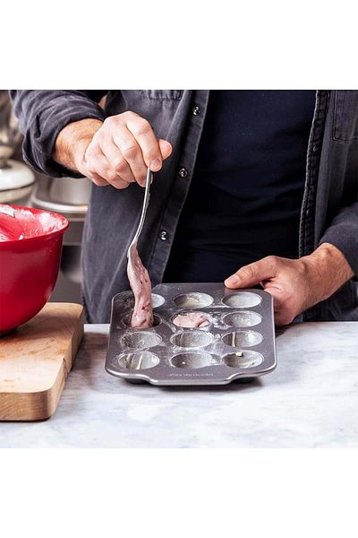 Kitchenaid 12-Piece Mini Muffin Mold (Cc 006067 -001)
