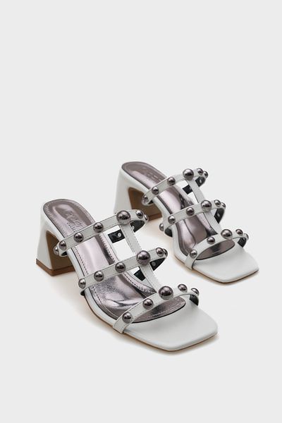 Capone Outfitters Papuci de damă Nela cu toc mediu și accesorii metalice cu bretele