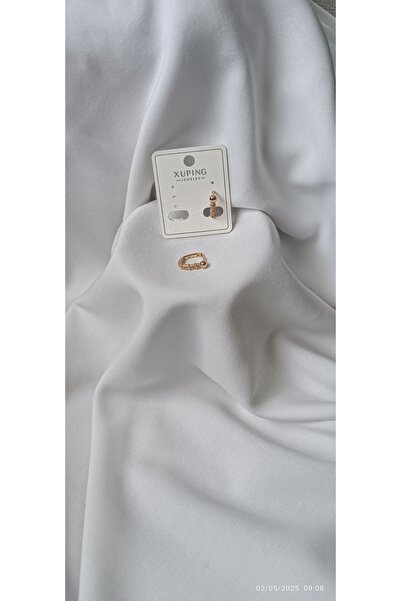 ARİ TAKI أقراط من الفولاذ البيضاوي مع مونتوري