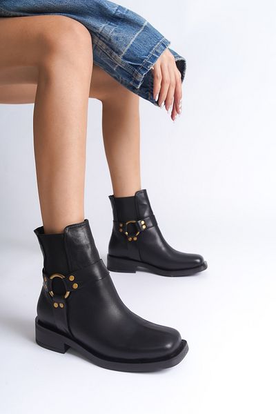 Capone Outfitters Damenstiefel aus echtem Leder mit seitlichem elastischem Schnallendetail