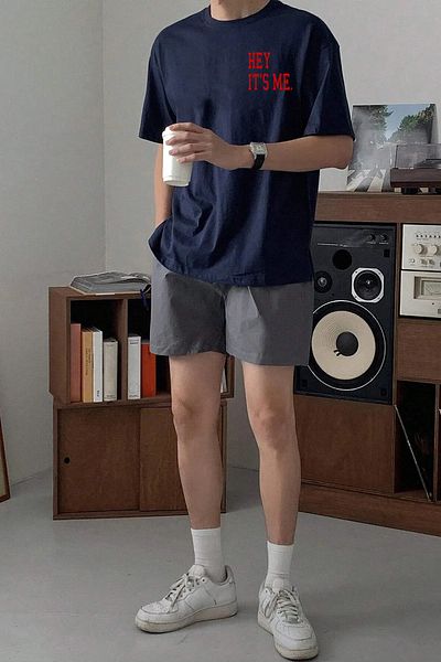 qavnas Unisex Hey IT s me Μπλουζάκι με εμπριμέ χαλαρή εφαρμογή Navy Blue