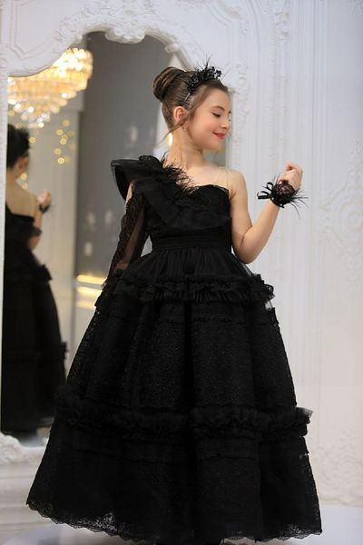 Ribbon kids Gothic Style One Sleeve Lace Children Evening Dress Gown+Tac