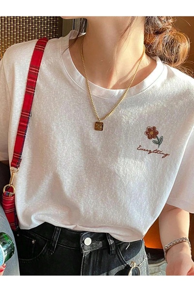 Ferhatlı Tricou alb oversize cu imprimeu floral de damă