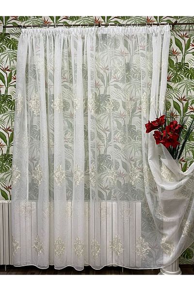 Liz Line Perdea alb/ivoire din colectia ''Inna Baroc'' by Liz Line, 300x245cm, cu rejansa - RD2843