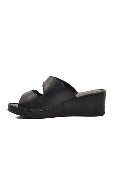 Voyager Black Women's Slippers