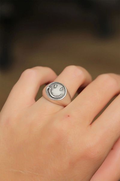 Clariss Authentic Emoji Designed Adjustable Women's Ring