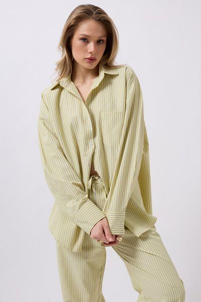 leyla sanat sanata yeni bir bakış açısı Leyla Sanat a New Perspective on Art Striped Pocket Detail Shirt