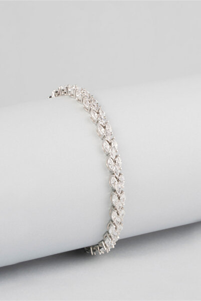 So CHIC... Yıldızlı Geceler 18 Ayar Beyaz Altın Kaplama Gümüş 19 Cm Tasarım Bileklik