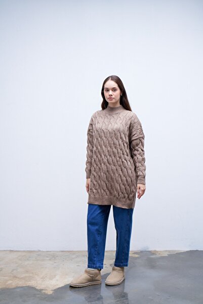 QANU Mink Colored Knitted Cardigan