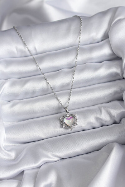 BSRE قلادة نسائية على شكل قلب فضي اللون (فولاذ 316L)