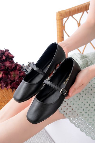 Slipcat Women's Daily Blunt Toe Ballerina Shoes with Single Belt Buckle