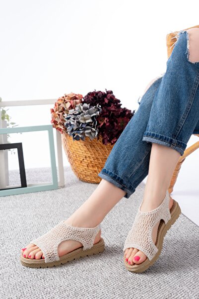 Slipcat Γυναικεία άνετα πέδιλα με ελαφριά-παχιά σόλα με ανοιχτή δαντέλα μπροστά