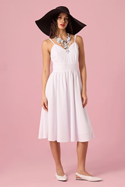 UPGRADE Gofreli Askılı Elbise Beyaz