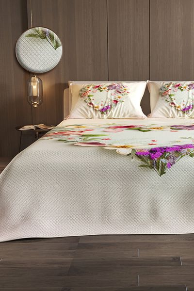 MonoHome Pique Set Cotton Double Jacquard Woven Bedspread Heart of Roses