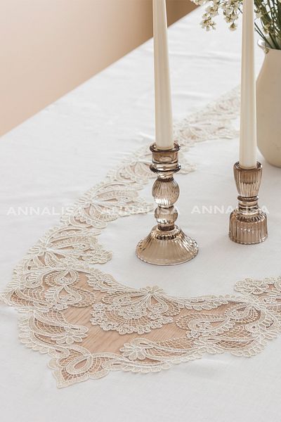 Annalisa Neli Linen French Lace Table Cloth Cream Gold
