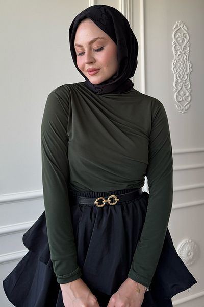 InStyle بلوزة ساندي كاكي مجمعة