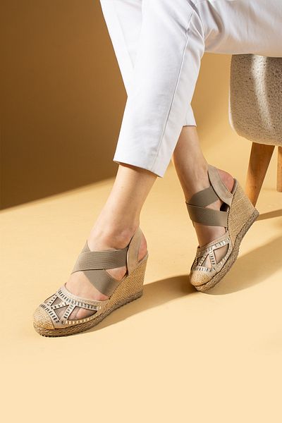 Pembe Potin Women's Mink Suede Sandals