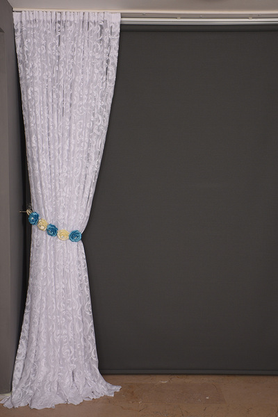 AKÇA TEKSTİL MODEL SULTAN 2 CULOARE ALBĂ CU UN SOARET Perdea plisată gata con...