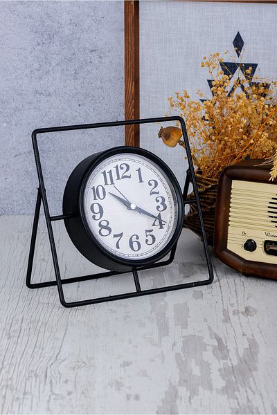 EMORES Decorative Metal Table Clock