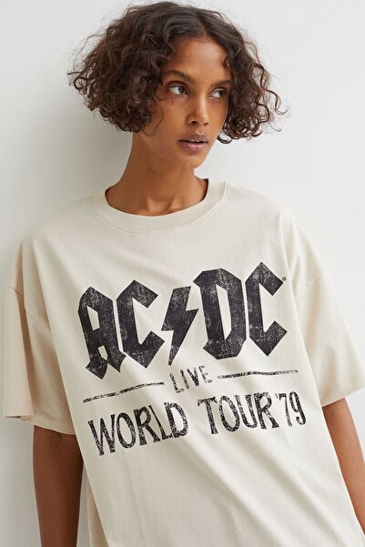 Bengi Clothing تي شيرت مطبوع بأكمام قصيرة وقصة كبيرة الحجم