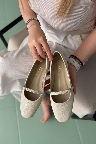 SHOEBELLAS Γυναικείες μπαλαρίνες Kina Beige από γνήσιο δέρμα με λεπτομέρεια μονής σωλήνωσης