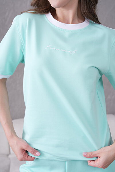 Lamanuel Bisiklet Yaka Şeritli Lamanuel Nakışlı Kısa Kollu Eşofman Takımı