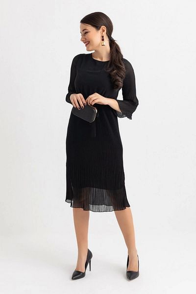azra moda Sleeve and Skirt Pleated Chiffon Dress