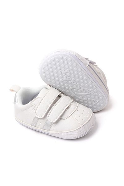 Superbaby Adidasi albi cu dungi laterale argintii