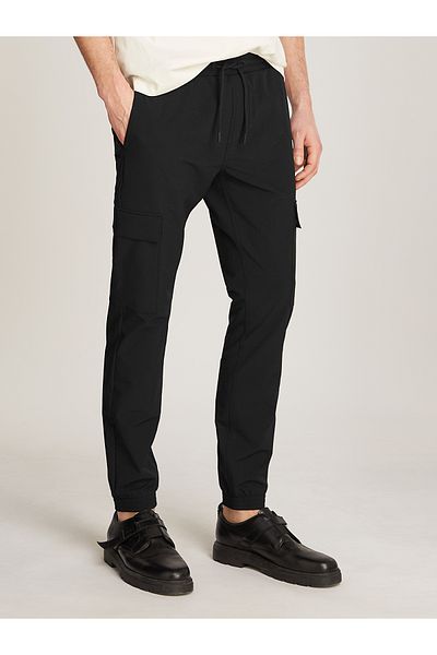 Calvin Klein Men Black Teck Hwk Skinny Sweatpants