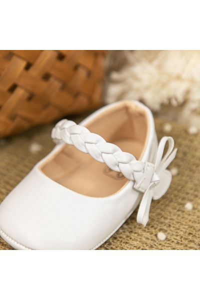 Superbaby Pantofiori albi cu bareta impletita pentru bebelusi