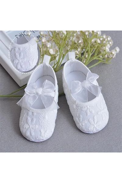Superbaby Pantofiori albi cu floricele brodate si fundita