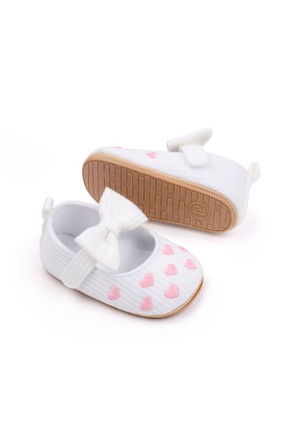 Superbaby Pantofiori albi cu inimioare roz