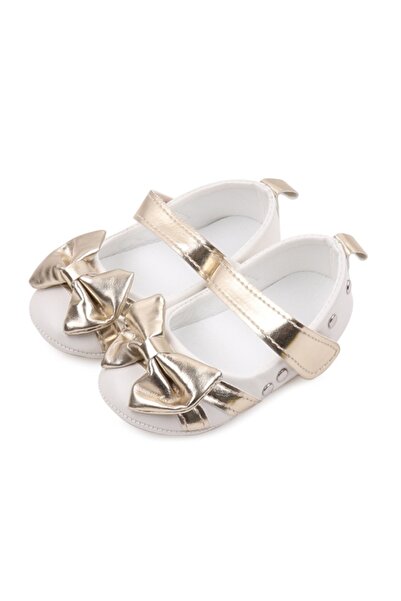 Bebelul Elegant white shoes with gold inserts