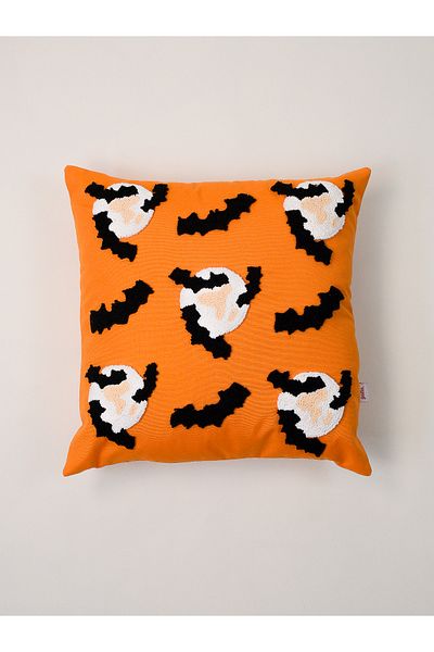 Galia Tasarım Midnight Flight - Halloween Themed Bat and Full Moon Punch Throw Pillow Pillow Case