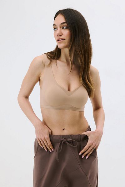 C&City Seamless Without Underwire Laser Removable Pad Bra C26125 Capucino