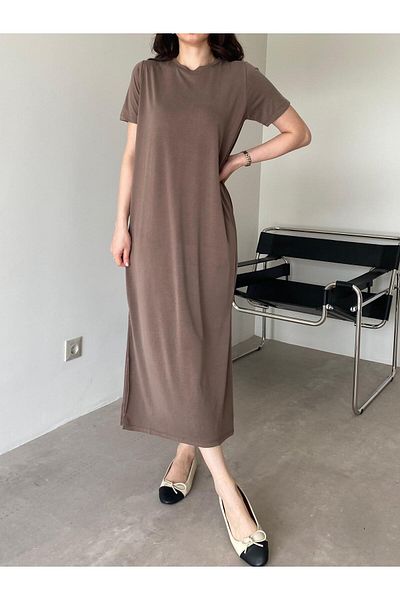 Bade Butik Кафява рокля с цепка и елегантен силует
