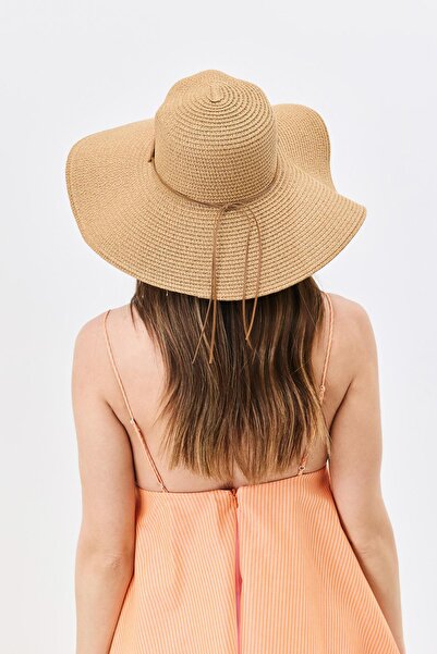 C&City Wide Straw Hat with Conch Detail Y8216 Camel