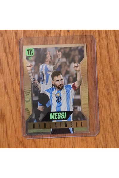 Panini الدرجة الأولى - بطاقة اللعب ليونيل ميسي التي لا تقهر 267