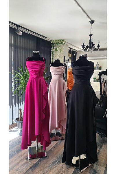 makbuleofficial Φόρεμα επιστροφής στο σπίτι με λουράκια, σατέν, σχισμή στο πλάι