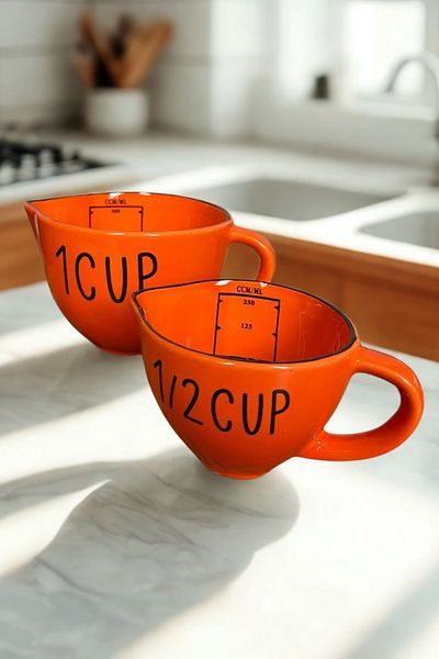 Woodcept Set of 2 Orange Ceramic Measuring Cups, Ceramic Mug Cup Measuring Cup Bowl 250-500 ml