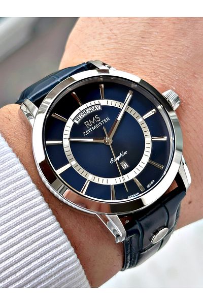 Romanson Special Design Navy Blue Color Sapphire Glass Leather Band Steel Case Men's Wrist Watch 1632.04