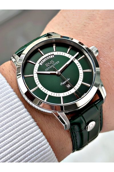 Romanson Special Design Green Color Sapphire Glass Leather Band Steel Case Men's Wristwatch 1632.05