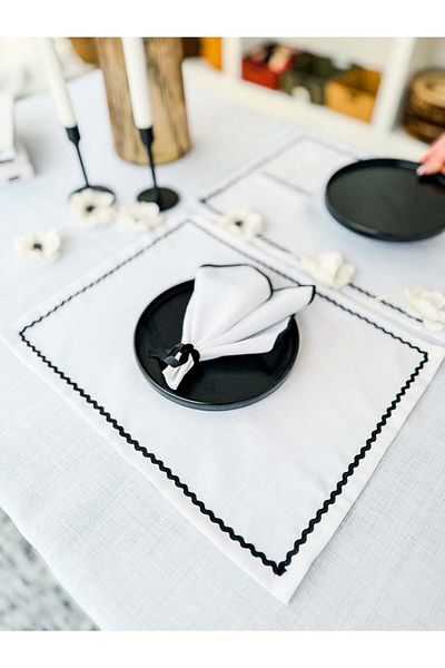 KaiHome Shine White Rectangular Lace American Service / Plate 4Pcs