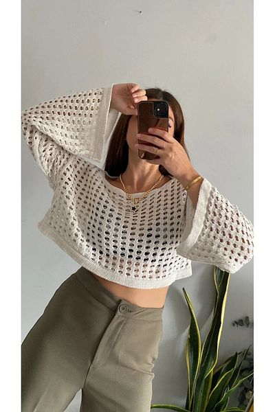 disponible Women's Cream Spanish Sleeve Wide Collar Openwork Loose Hole Crop Knitwear Blouse
