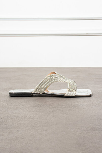 DC DONNA Stylish Slippers with Stone Detail