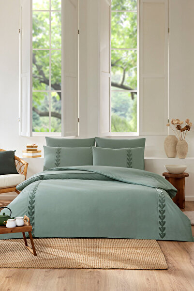 Özdilek طقم غطاء لحاف مزدوج مطرز من Özdiyek Linearis