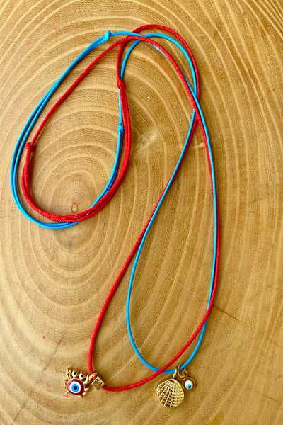 Shepidi 2Pcs Red Crab Sea Shell Red and Blue Rope Necklace