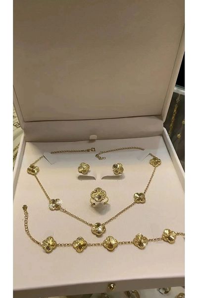 ANGELSS JEWELLERY Clover Model Gold Color Necklace Bracelet Earring Ring (Clover Model Gold Necklace Bracelet Earring Set)