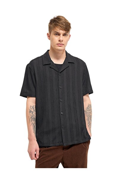 The Bear House Men's Black Self Design Regular Fit Casual Shirt for Every Occ...