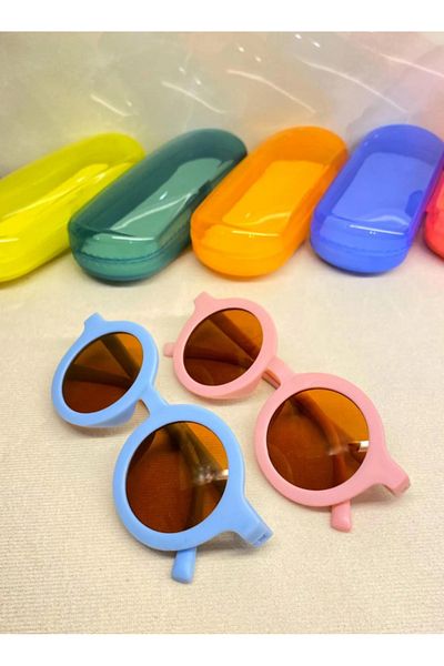 intermax 1-13 Years Old Cool Kids Set of 3 Sunglasses, Glasses Case and Digital Wristwatch